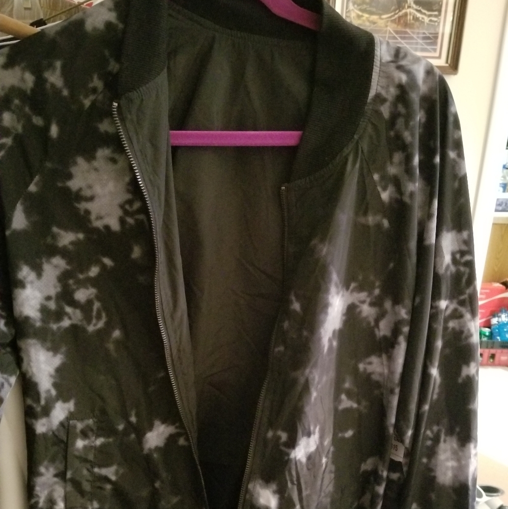 Bomber jacket